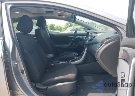 2016 Hyundai Elantra Value Edition z USA, uszkodzony, nr VIN 5NPDH4AEXGH783529